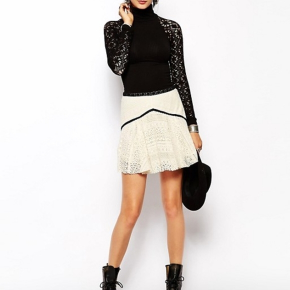 Free People Dresses & Skirts - Free People Crochet Skirt Size 8